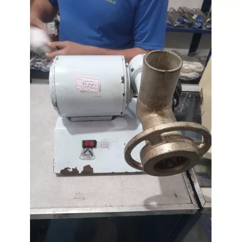 Moedor de Carne Usado Boca 8 Arbel 