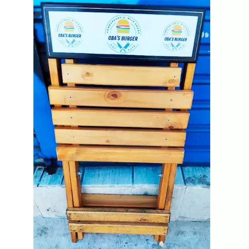 Conjunto Mesa e Cadeira Dobrável Semi Novo